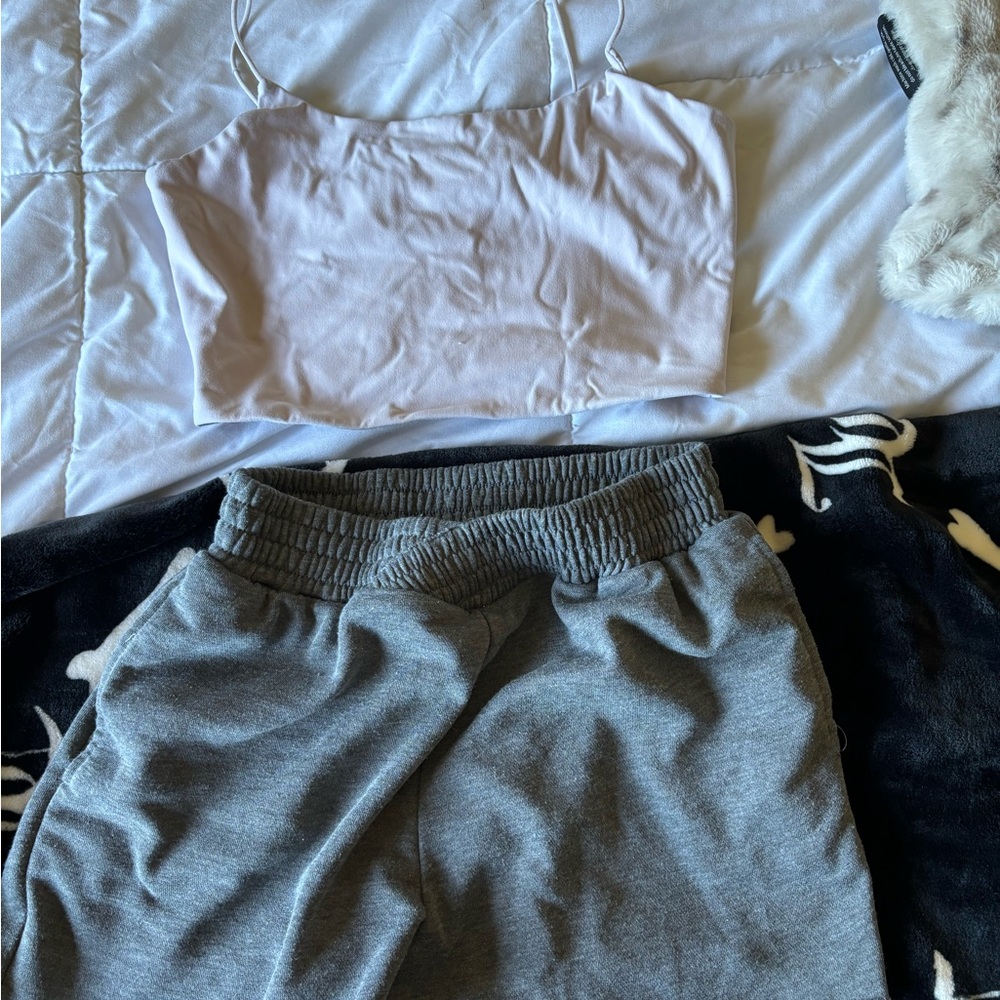 Garage Gray Women's shorts and pink cami